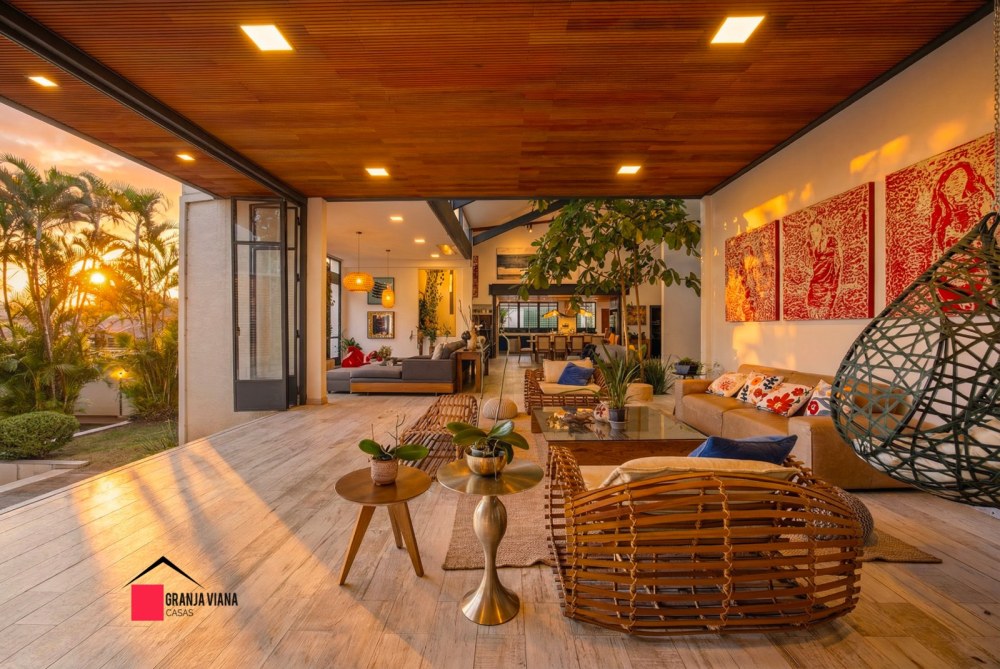 Casa de Alto Padrão à Venda na Granja Viana | 4 Suítes | 700 m² | Ao Lado do Shopping Granja Viana foto 67