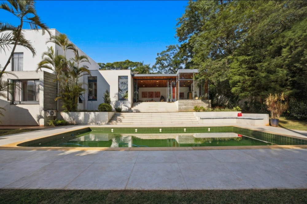 Casa de Alto Padrão à Venda na Granja Viana | 4 Suítes | 700 m² | Ao Lado do Shopping Granja Viana foto 71