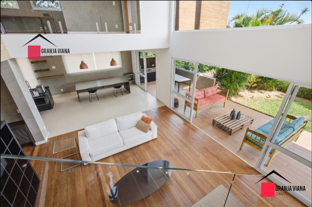 Casa semimobiliada à venda no condomínio Golf Village com vista para horizonte foto 27