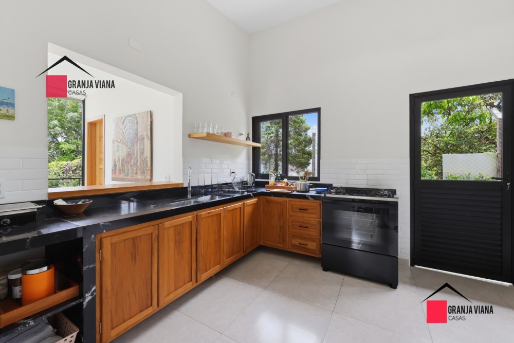Casa com 3 dormitórios, sendo 1 suíte para venda - Granja Viana - Cotia - SP foto 15