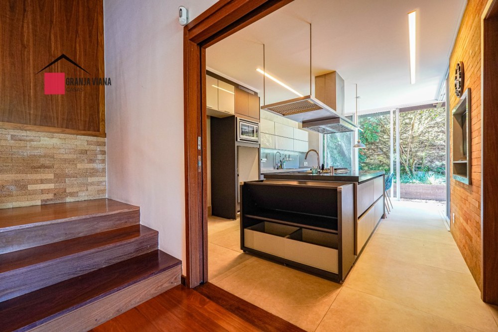 Casa com 4 dormitórios, sendo 4 suítes para venda na região Granja Viana - Cotia - SP foto 13