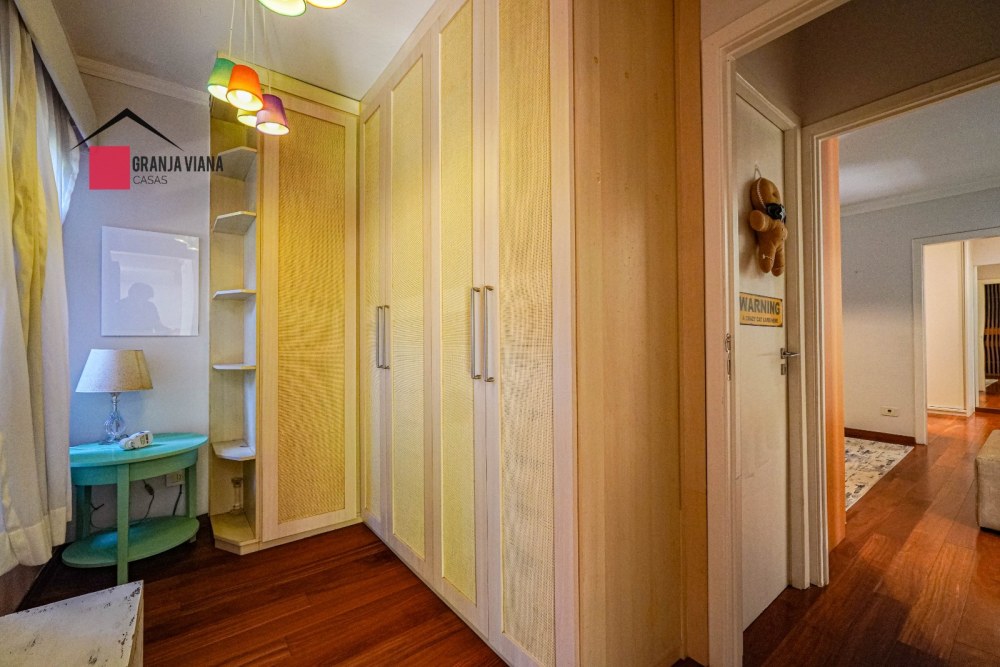 Casa com 4 dormitórios, sendo 4 suítes para venda na região Granja Viana - Cotia - SP foto 32