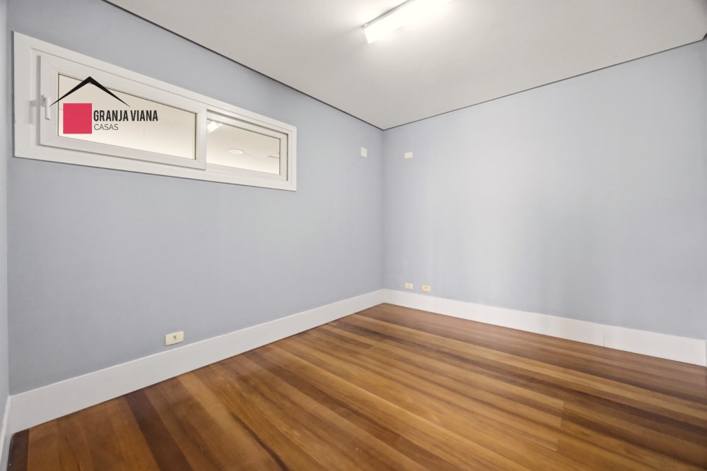 Casa com 4 dormitórios à venda, 493 m² por R$ 2.840.000,00 - Granja Viana - Carapicuíba/SP foto 17