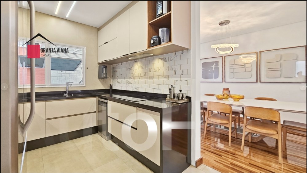 Casa de alto padrão à venda porteira fechada no condomínio Quinta da Vila Real, Granja Viana, 3 suítes, 4 vagas e 300m² de área. foto 25
