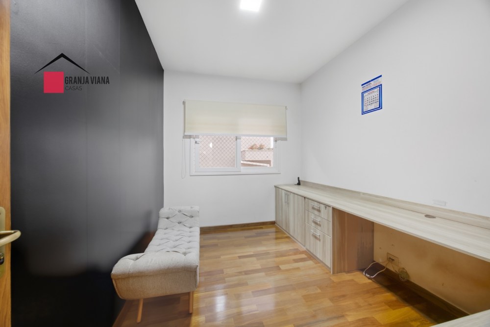 Casa de alto padrão em condomínio fechado na Granja Viana foto 21
