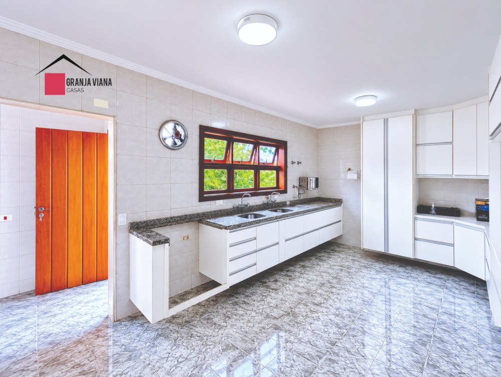 Casa com 4 dormitórios à venda, 356 m² por R$ 1.600.000,00 - Granja Viana - Carapicuíba/SP foto 24