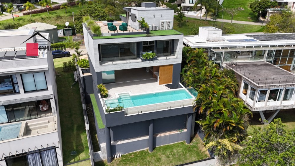 Gênesis II · Única com 19m de frente, elevador e rooftop com vista para reserva ecológica