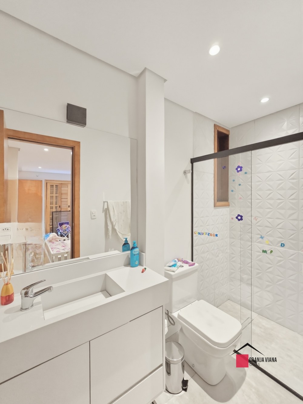 Casa à venda 235 M2  no condomínio Vila Embaúba - Fazendinha Granja Viana - Cotia foto 12