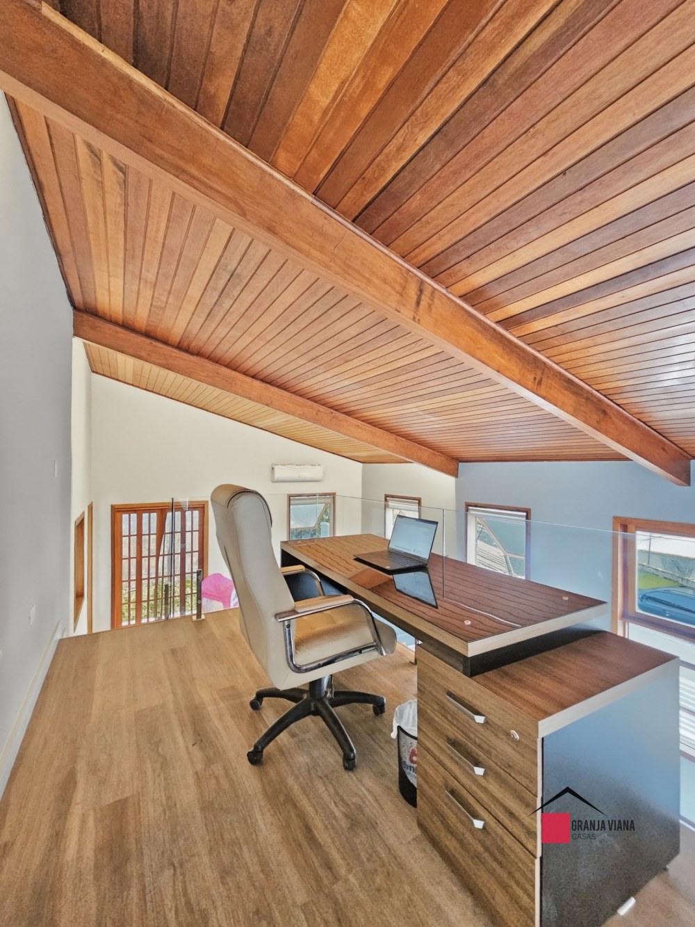 Casa à venda 235 M2  no condomínio Vila Embaúba - Fazendinha Granja Viana - Cotia foto 22