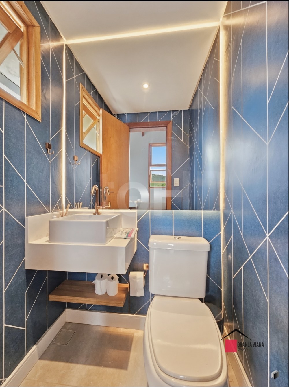 Casa à venda 235 M2  no condomínio Vila Embaúba - Fazendinha Granja Viana - Cotia foto 27