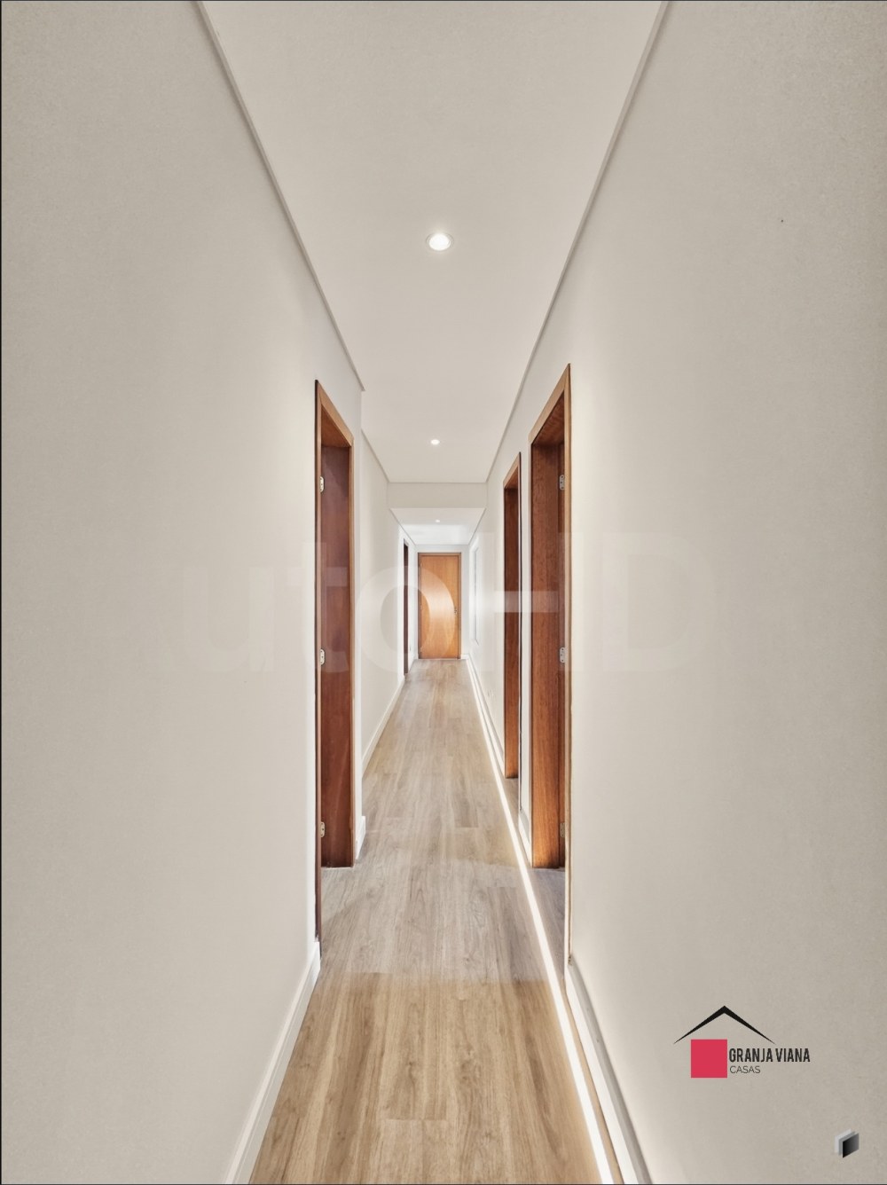 Casa à venda 235 M2  no condomínio Vila Embaúba - Fazendinha Granja Viana - Cotia foto 33