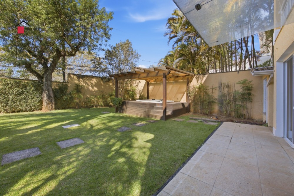 Casa a venda em condomínio fechado com 280M2 na melhor localização na Granja Viana próximo ao shopping foto 5