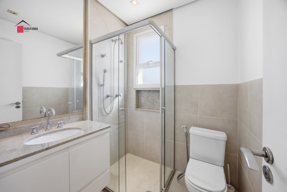 Casa a venda em condomínio fechado com 280M2 na melhor localização na Granja Viana próximo ao shopping foto 50