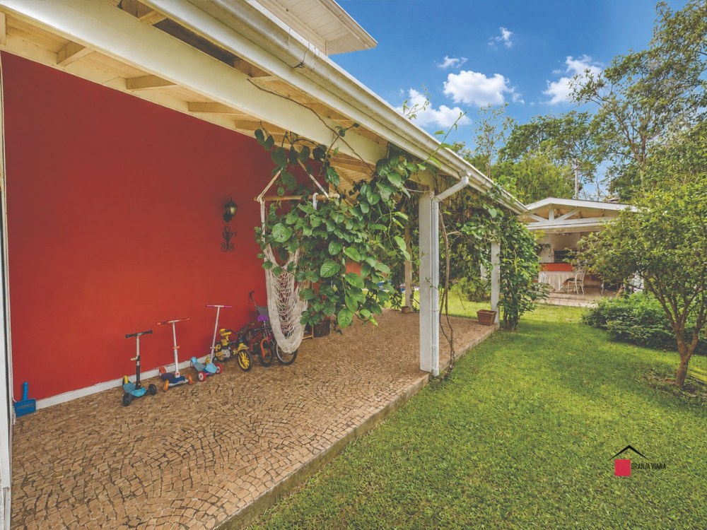 Casa de Alto Padrão à Venda na Granja Viana | 4 Suítes | Condomínio Fechado | Piscina e Sauna foto 6