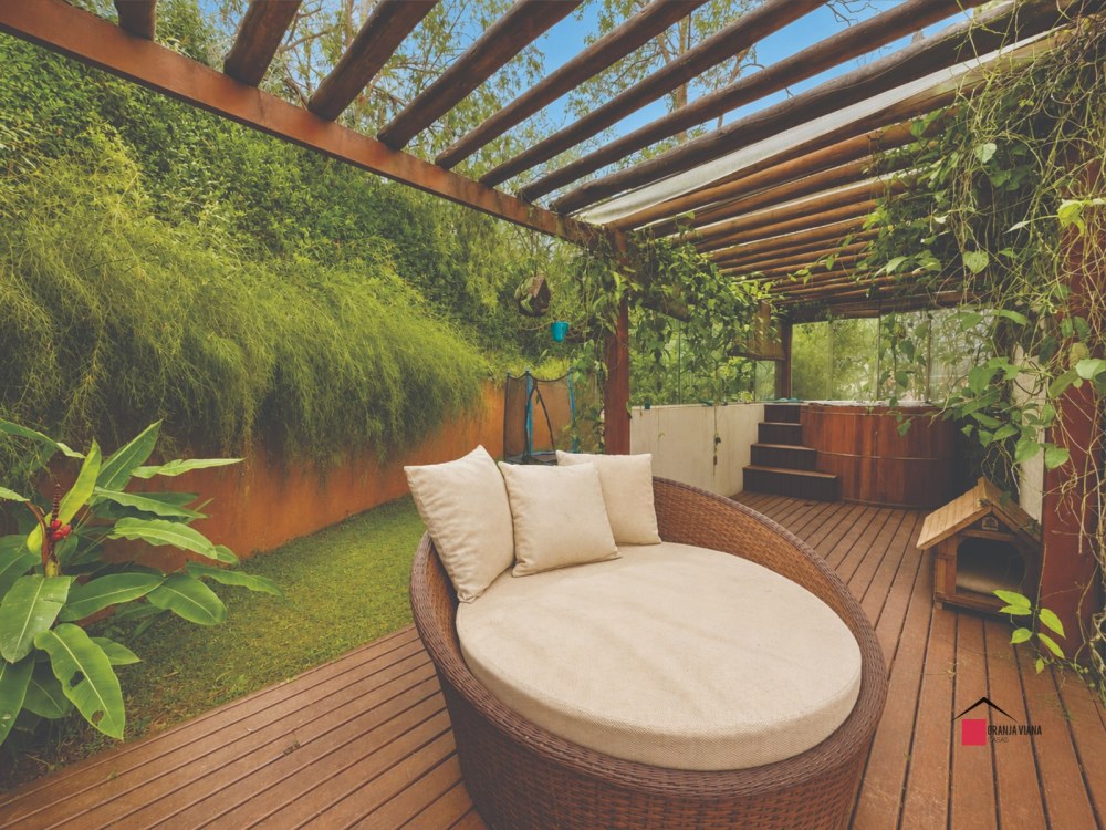 Casa de Alto Padrão à Venda na Granja Viana | 4 Suítes | Condomínio Fechado | Piscina e Sauna foto 22