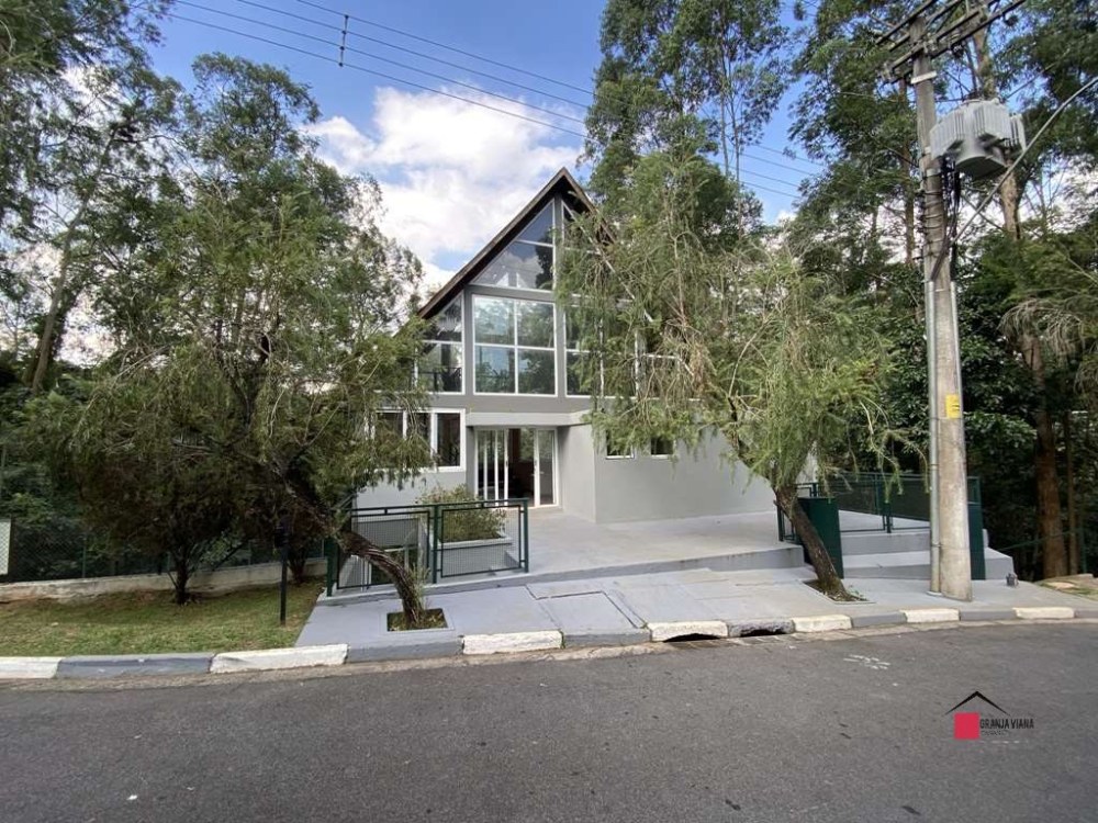 Casa de Alto Padrão à Venda na Granja Viana | 4 Suítes | Condomínio Fechado | Piscina e Sauna foto 28