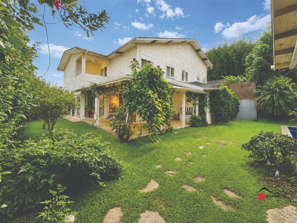 Casa de Alto Padrão à Venda na Granja Viana | 4 Suítes | Condomínio Fechado | Piscina e Sauna foto 29