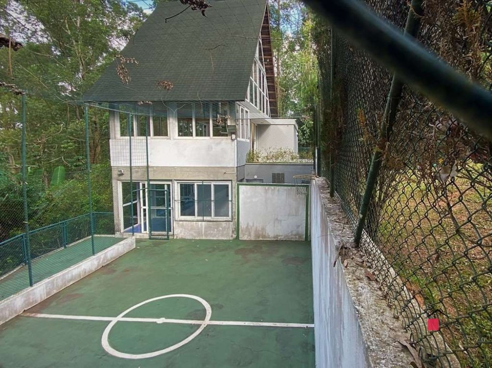 Casa de Alto Padrão à Venda na Granja Viana | 4 Suítes | Condomínio Fechado | Piscina e Sauna foto 30