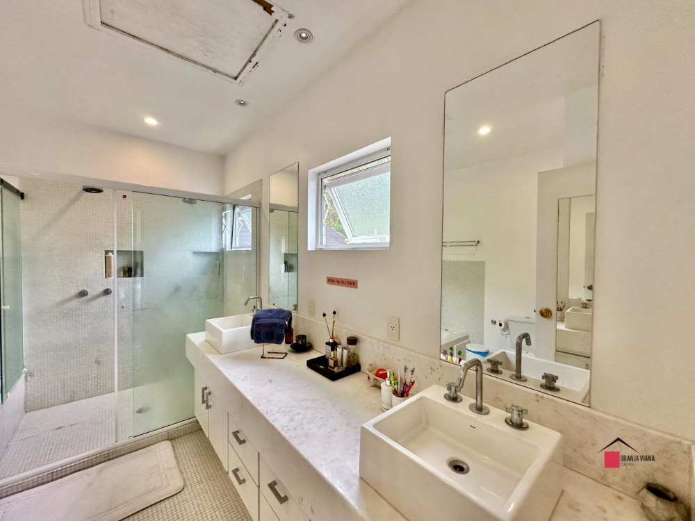Casa de Alto Padrão à Venda na Granja Viana | 4 Suítes | Condomínio Fechado | Piscina e Sauna foto 55