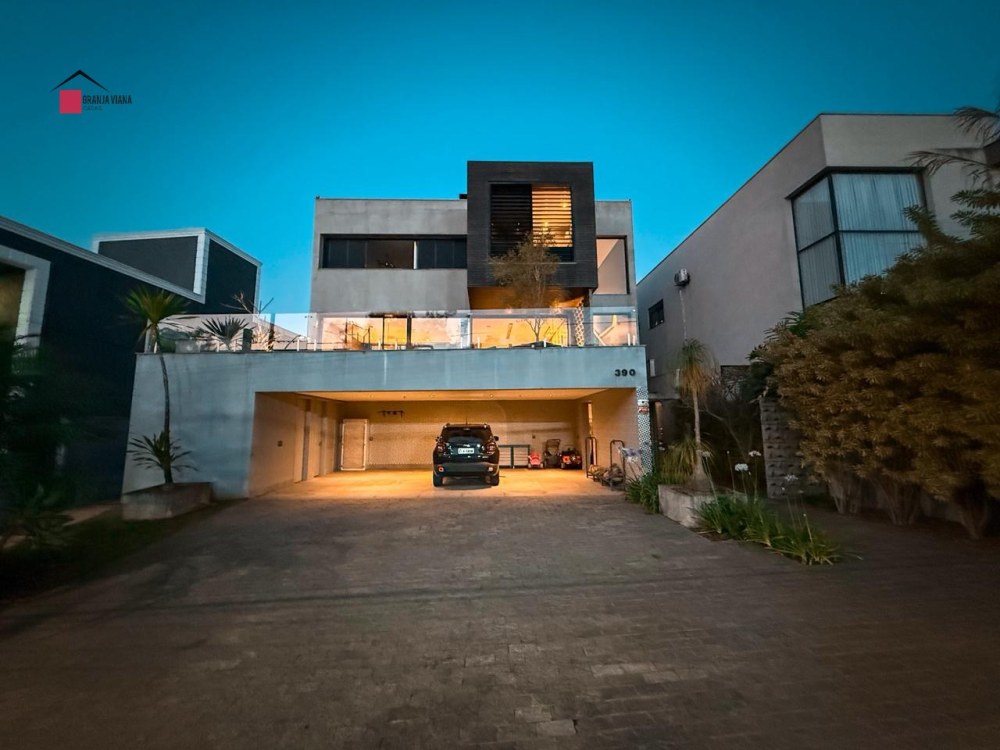 Casa de Alto Padrão à Venda no Reserva Santa Maria | 4 Suítes | 602 m² | Granja Viana foto 5