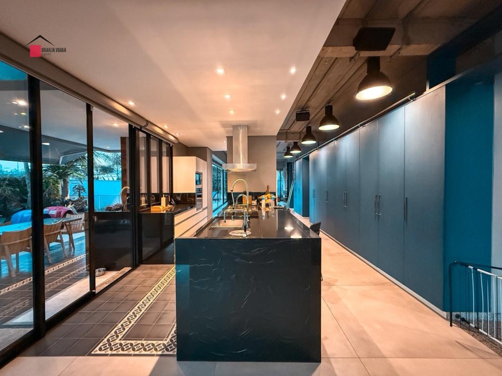 Casa de Alto Padrão à Venda no Reserva Santa Maria | 4 Suítes | 602 m² | Granja Viana foto 19