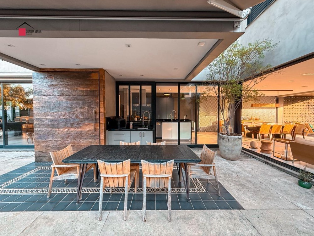 Casa de Alto Padrão à Venda no Reserva Santa Maria | 4 Suítes | 602 m² | Granja Viana foto 33