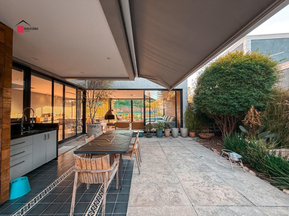 Casa de Alto Padrão à Venda no Reserva Santa Maria | 4 Suítes | 602 m² | Granja Viana foto 36