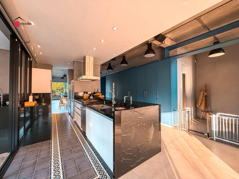 Casa de Alto Padrão à Venda no Reserva Santa Maria | 4 Suítes | 602 m² | Granja Viana foto 43