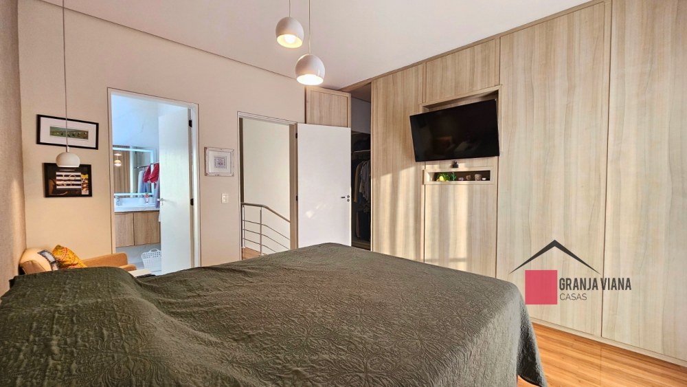 Casa de alto padrão à venda no condomínio Quinta da Vila Real, Granja Viana, 3 suítes, 4 vagas e 260m² de área. foto 39