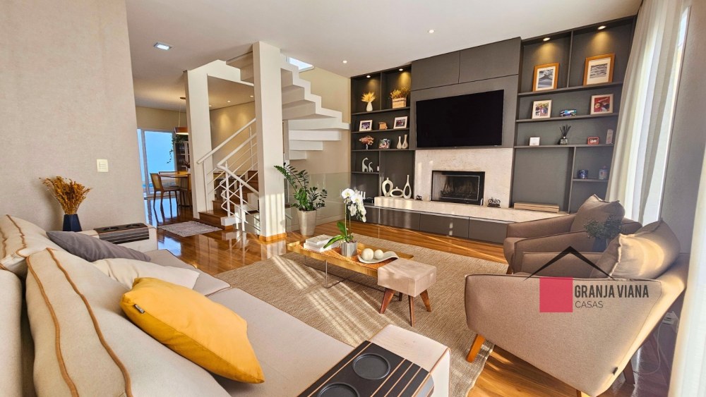 Casa de alto padrão à venda no condomínio Quinta da Vila Real, Granja Viana, 3 suítes, 4 vagas e 260m² de área. foto 40