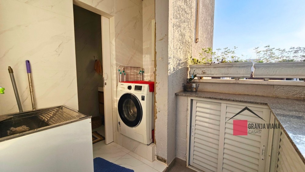 Casa de alto padrão à venda no condomínio Quinta da Vila Real, Granja Viana, 3 suítes, 4 vagas e 260m² de área. foto 43