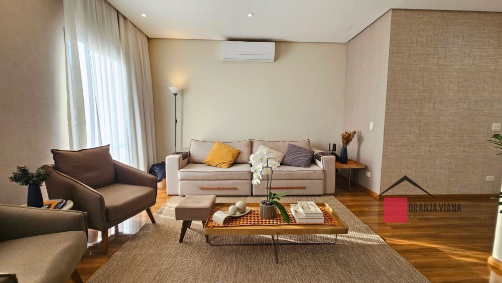 Casa de alto padrão à venda no condomínio Quinta da Vila Real, Granja Viana, 3 suítes, 4 vagas e 260m² de área. foto 45