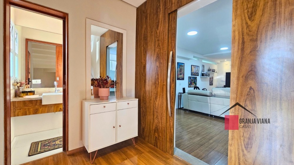 Casa de alto padrão à venda no condomínio Quinta da Vila Real, Granja Viana, 3 suítes, 4 vagas e 260m² de área. foto 48