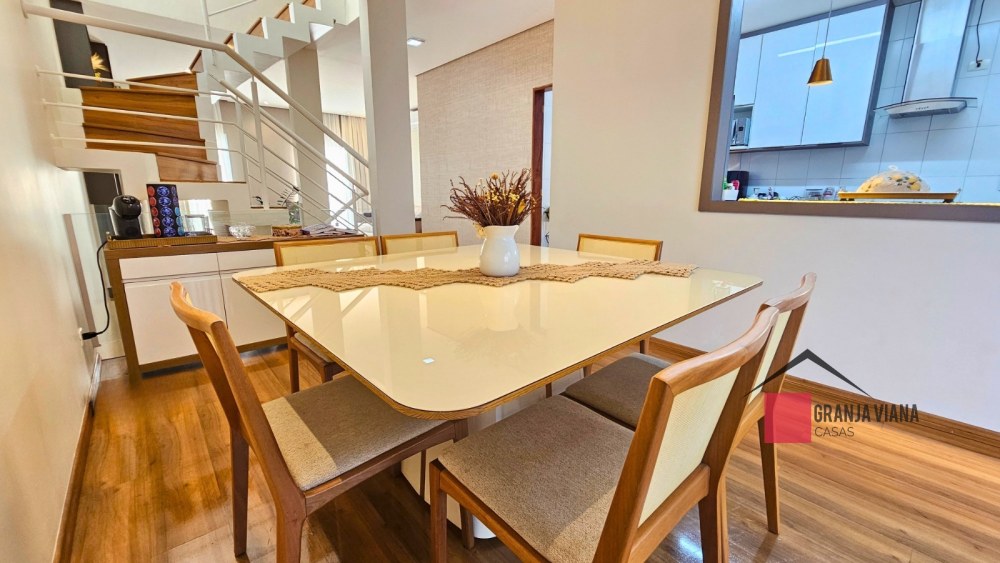 Casa de alto padrão à venda no condomínio Quinta da Vila Real, Granja Viana, 3 suítes, 4 vagas e 260m² de área. foto 50