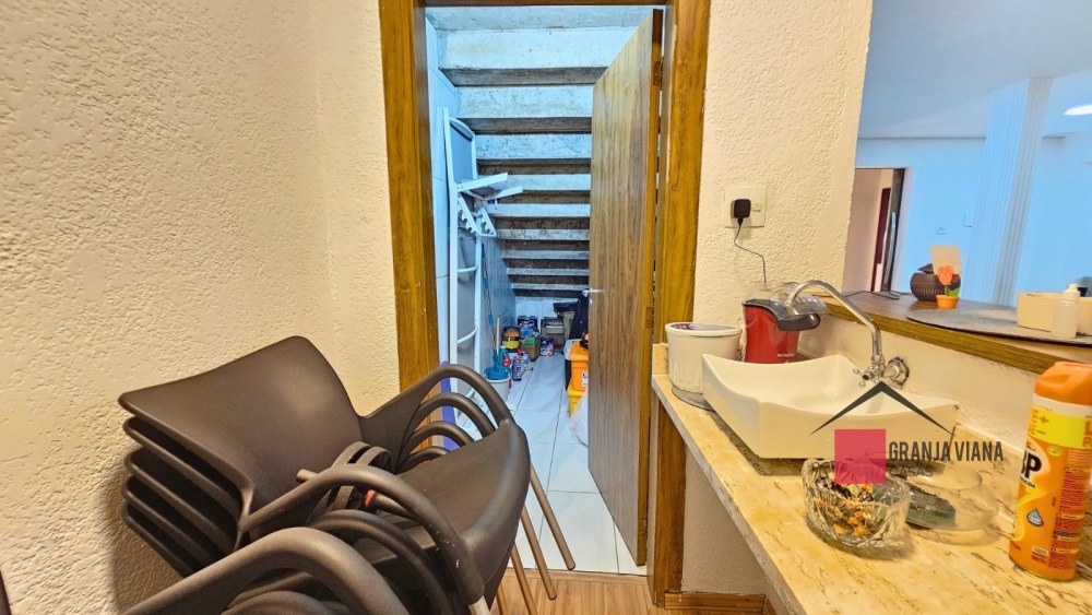 Casa de alto padrão à venda no condomínio Quinta da Vila Real, Granja Viana, 3 suítes, 4 vagas e 260m² de área. foto 55