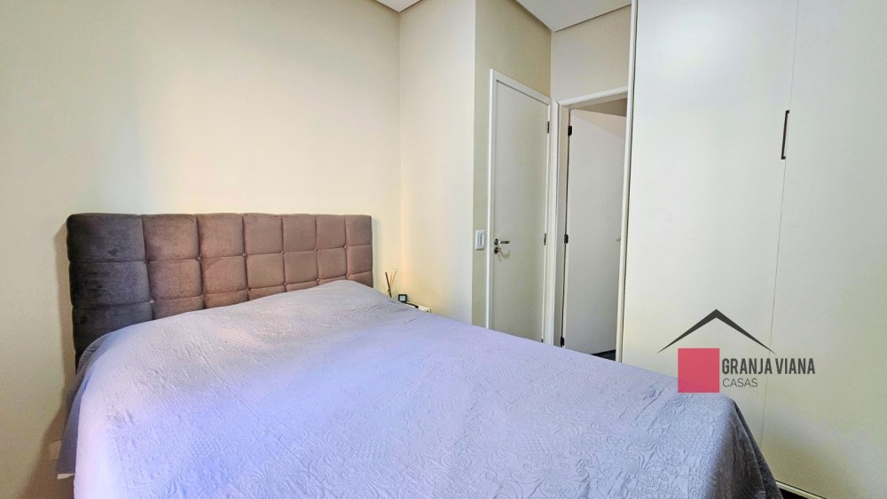 Casa de alto padrão à venda no condomínio Quinta da Vila Real, Granja Viana, 3 suítes, 4 vagas e 260m² de área. foto 59