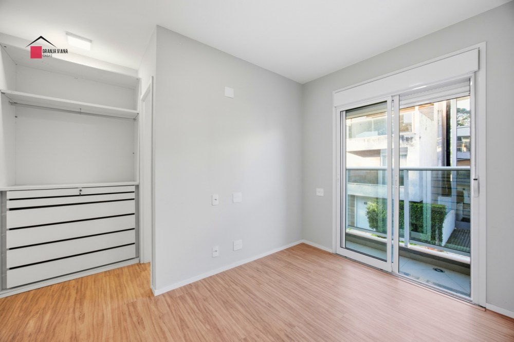 Casa à Venda na Granja Viana | Modern Townhouse | 3 Quartos | 178m² | Condomínio Fechado foto 35