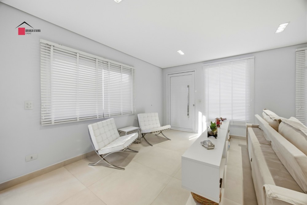 Casa à Venda no Condomínio Palm Hills Granja Viana | 4 Suítes, Área Gourmet e Escritório foto 5