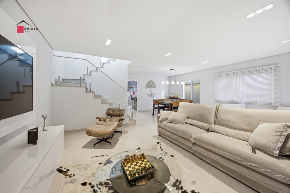 Casa à Venda no Condomínio Palm Hills Granja Viana | 4 Suítes, Área Gourmet e Escritório foto 8