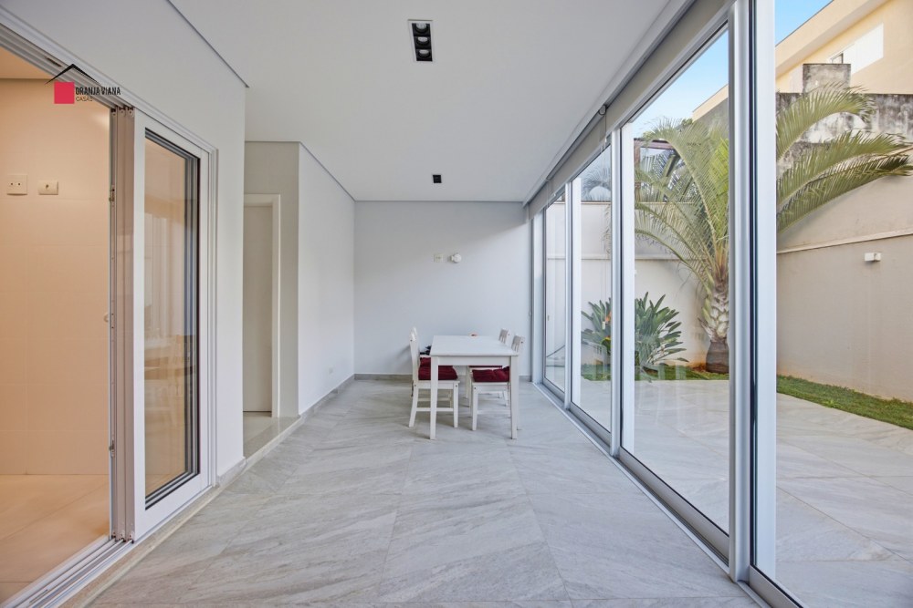 Casa à Venda no Condomínio Palm Hills Granja Viana | 4 Suítes, Área Gourmet e Escritório foto 14