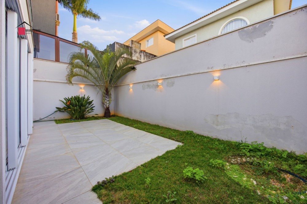 Casa à Venda no Condomínio Palm Hills Granja Viana | 4 Suítes, Área Gourmet e Escritório foto 21