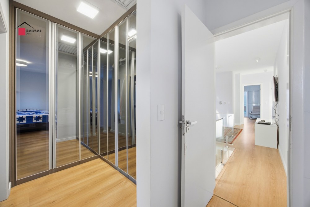Casa à Venda no Condomínio Palm Hills Granja Viana | 4 Suítes, Área Gourmet e Escritório foto 30