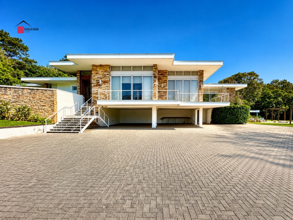 Casa Térrea para Locação na Granja Viana | 4 Suítes e Piscina foto 2
