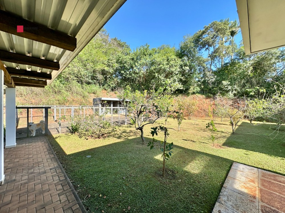 Casa Térrea para Locação na Granja Viana | 4 Suítes e Piscina foto 14