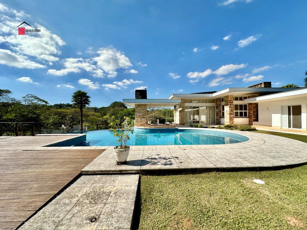 Casa Térrea para Locação na Granja Viana | 4 Suítes e Piscina foto 27