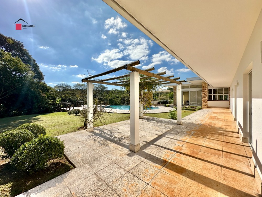 Casa Térrea para Locação na Granja Viana | 4 Suítes e Piscina foto 28
