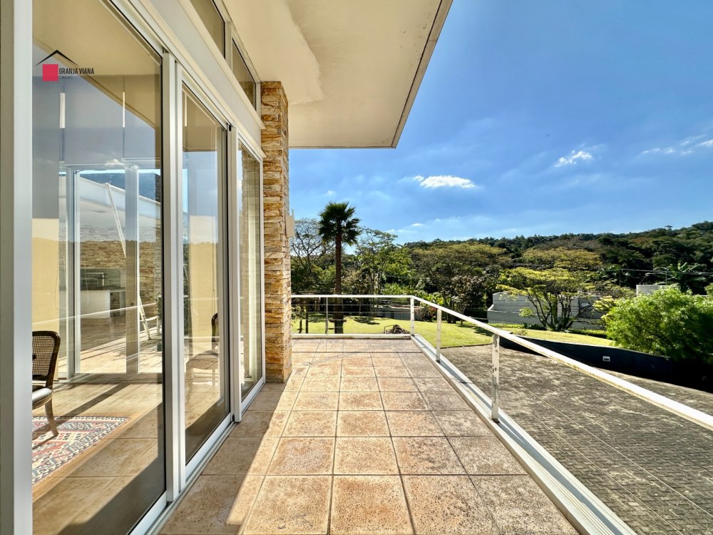Casa Térrea para Locação na Granja Viana | 4 Suítes e Piscina foto 40