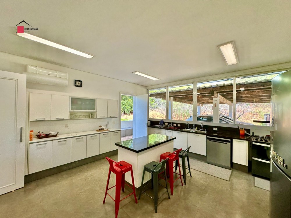 Casa Térrea para Locação na Granja Viana | 4 Suítes e Piscina foto 54