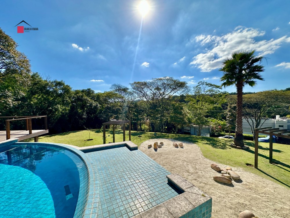 Casa Térrea para Locação na Granja Viana | 4 Suítes e Piscina foto 66