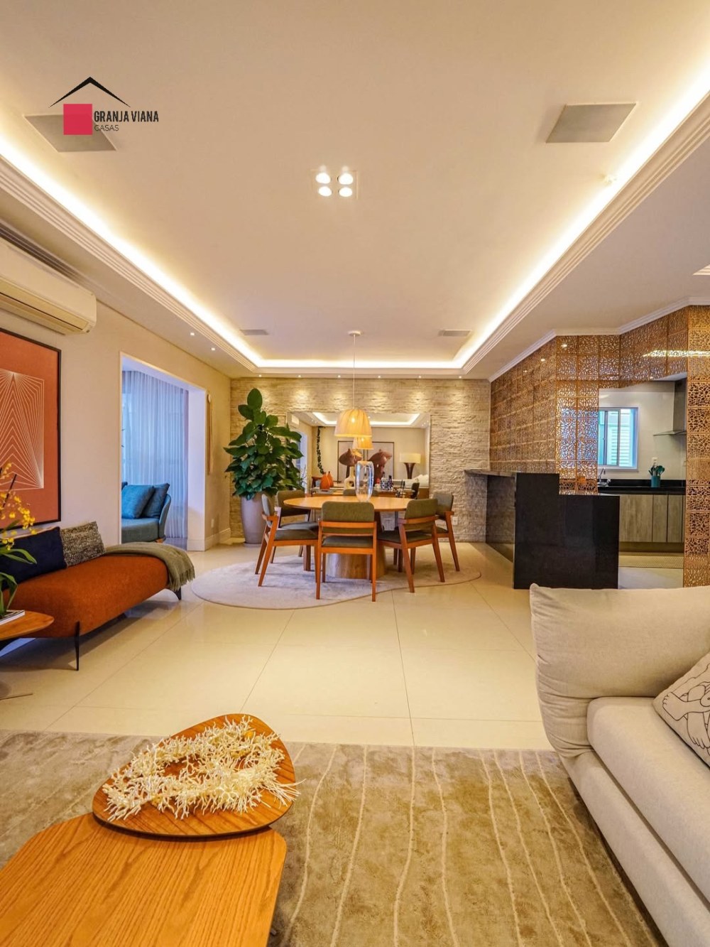 Casa com 3 dormitórios à venda, 250 m² por R$ 2.299.000,00 - Nascente da Granja Viana - Cotia/SP foto 2